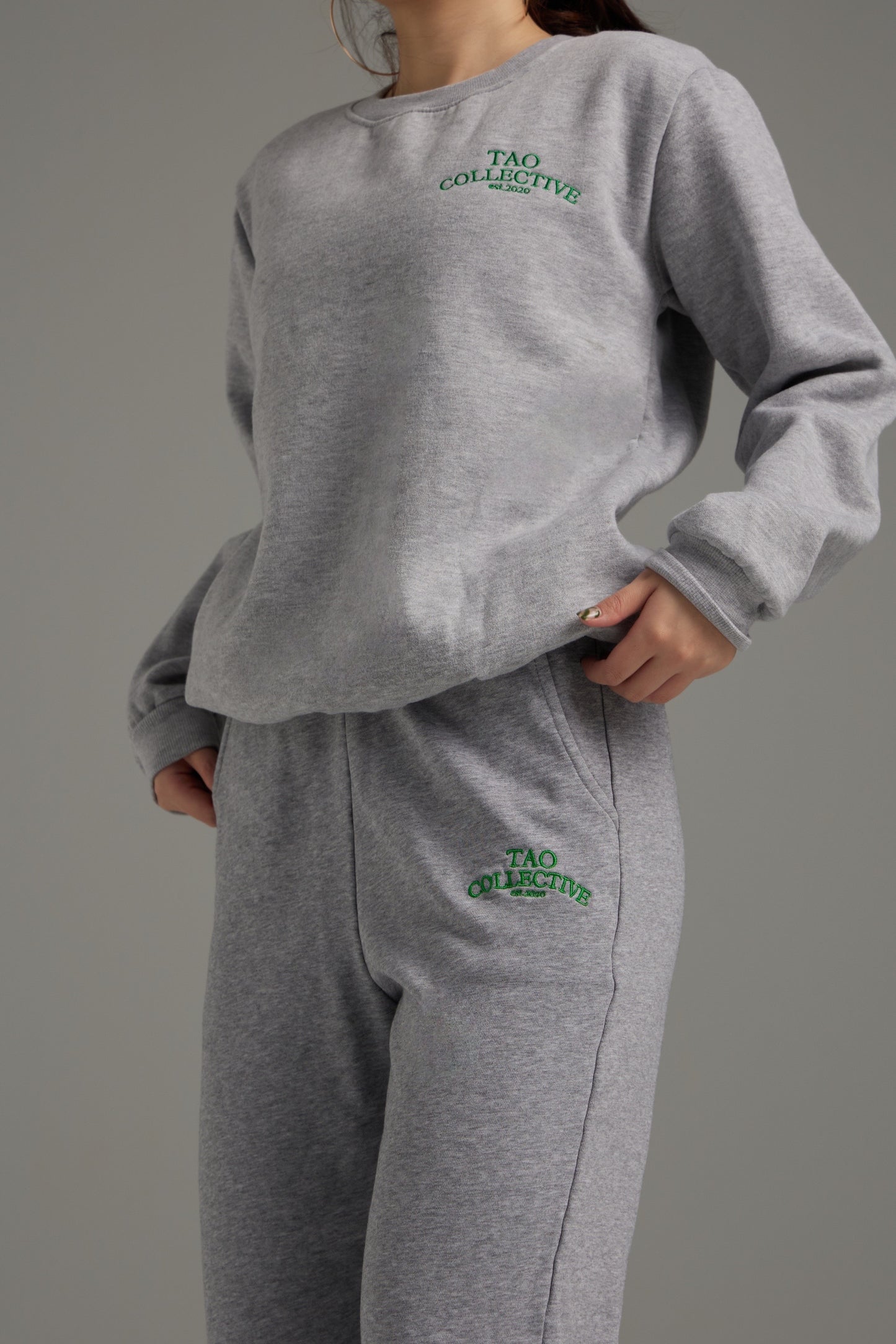 Signature Crewneck - Warm Gray