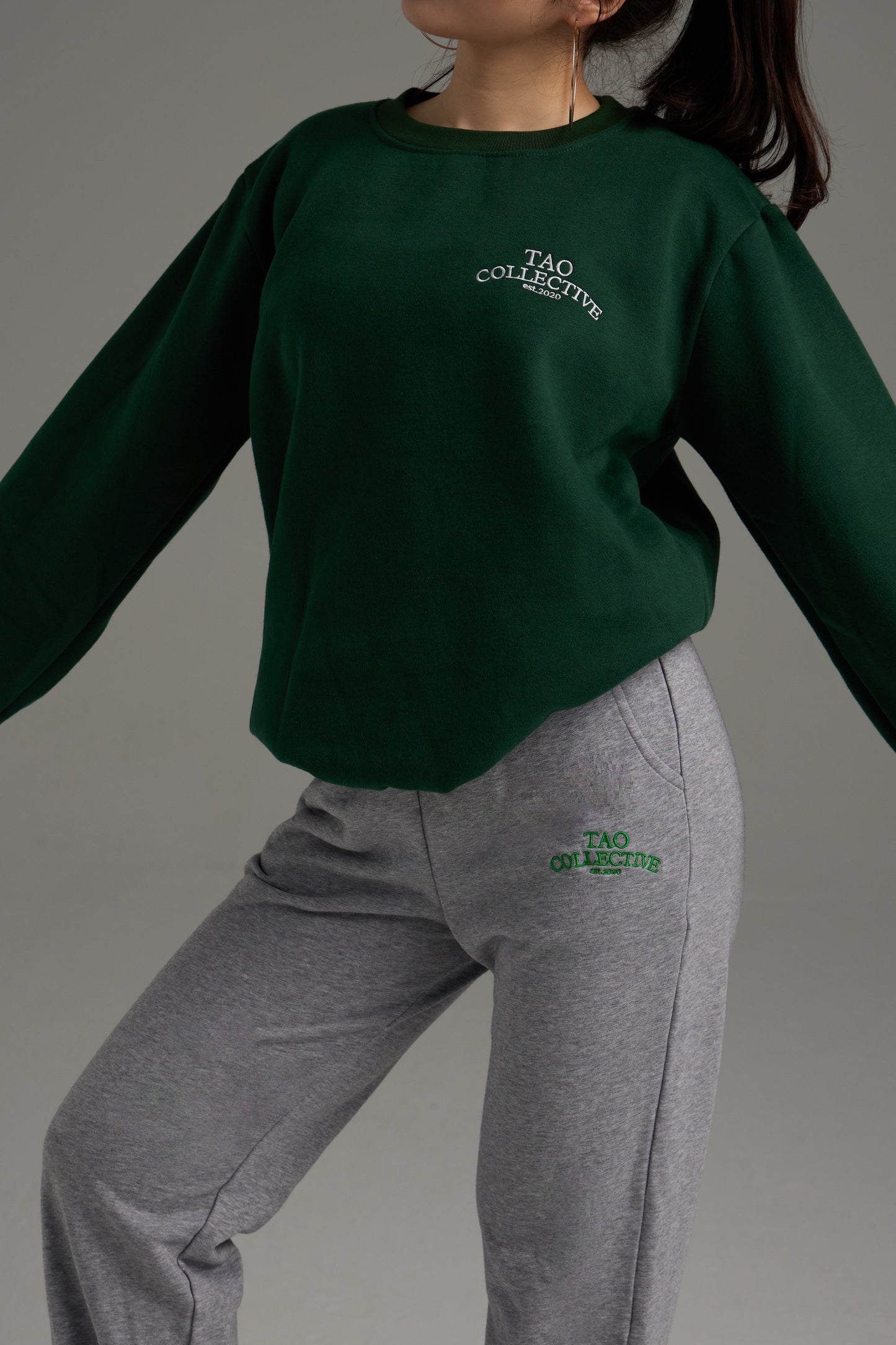 Signature Crewneck- Forest Green